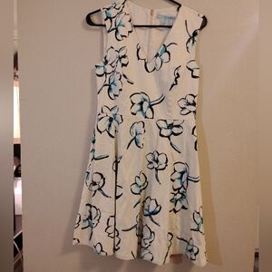 Draper James White and Cream Sleeveless V-Neck A-Line Mini Dress